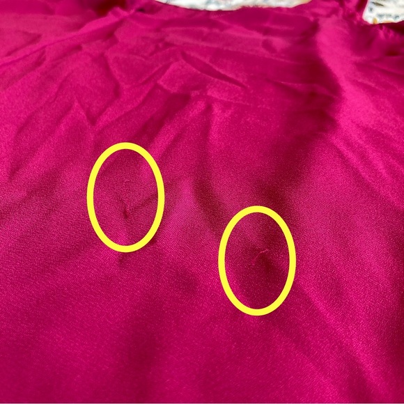 Torrid Size 1 Flowy Bare Shoulder Magenta Top - Picture 8 of 8